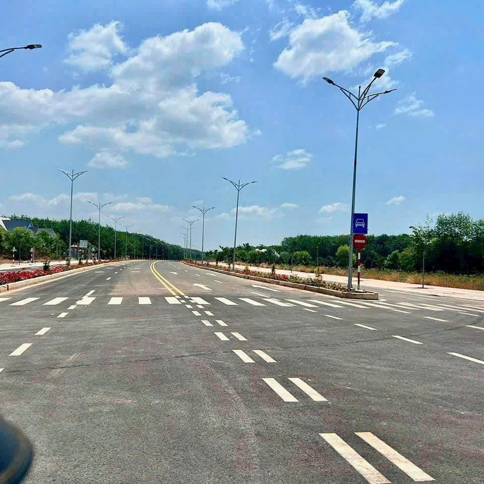 CẦN NHƯỢNG LẠI 3 LÔ LIỀN KỀ ĐỒNG PHÚ - ĐỒNG NAI 790 TRIỆU