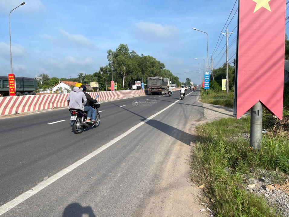 CẦN BÁN 2 NỀN ĐẤT MẶT TIỀN KINH DOANH DT744 TẠI AN TÂY, BẾN CÁT, BÌNH DƯƠNG