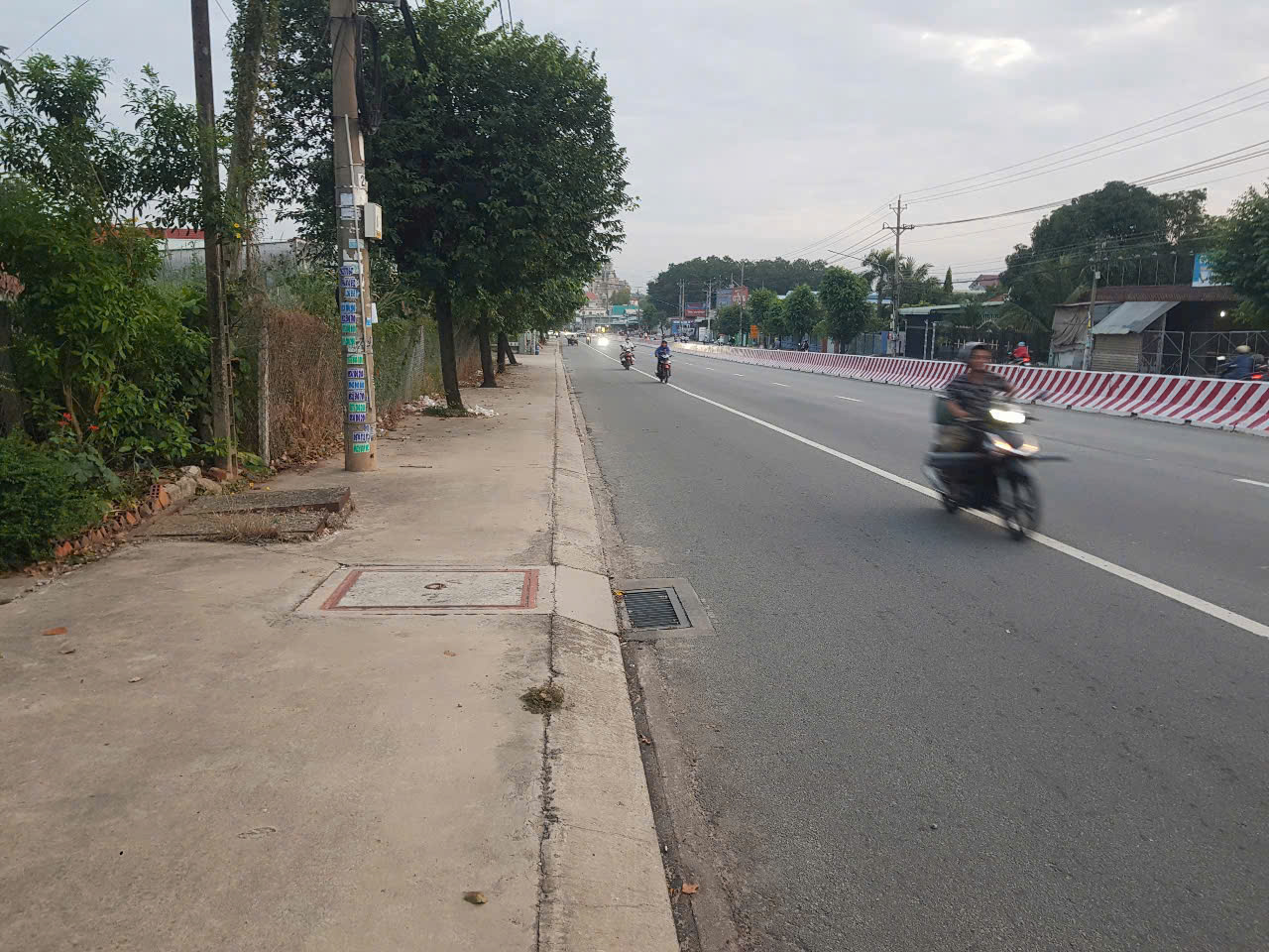 BÁN ĐẤT MẶT TIỀN QUỐC LỘ 13, TÂN ĐỊNH, BẾN CÁT, BÌNH DƯƠNG